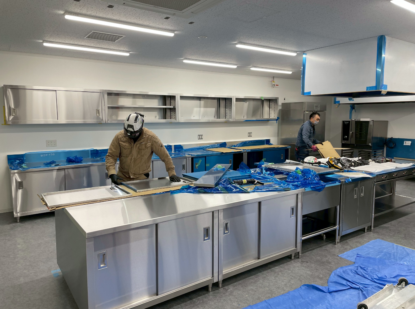 業務用厨房機器搬入・設置